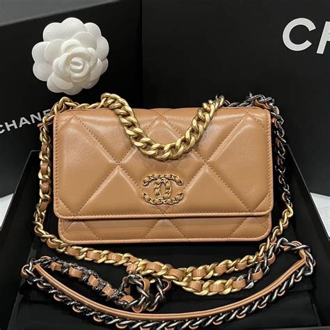 chanel 19 microchip